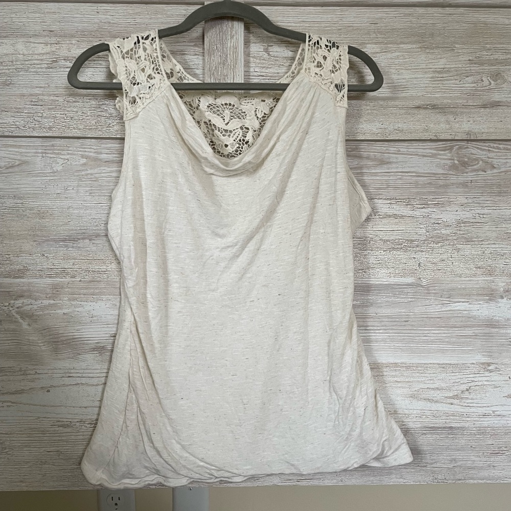 Maurice’s top